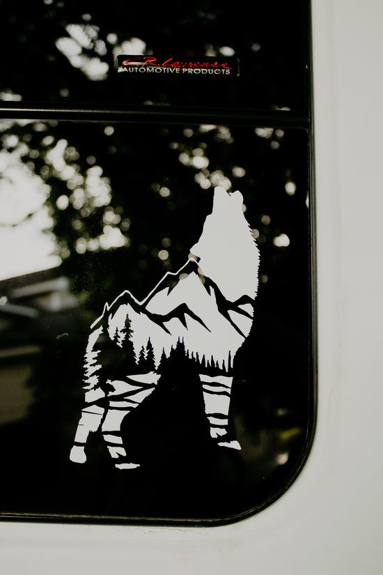 Howling Wolf Decal