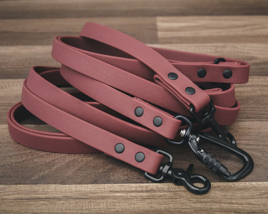 Onyx Merlot Leash