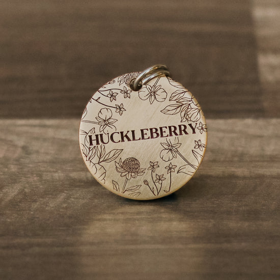 The Huckleberry Pet Tag