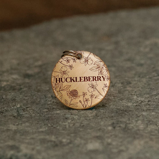 The Huckleberry Pet Tag