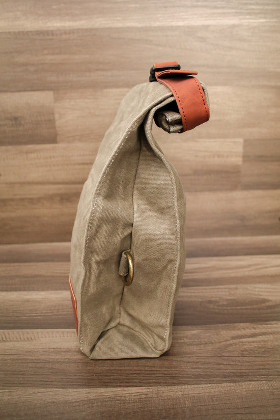 The Kibble Bag Khaki