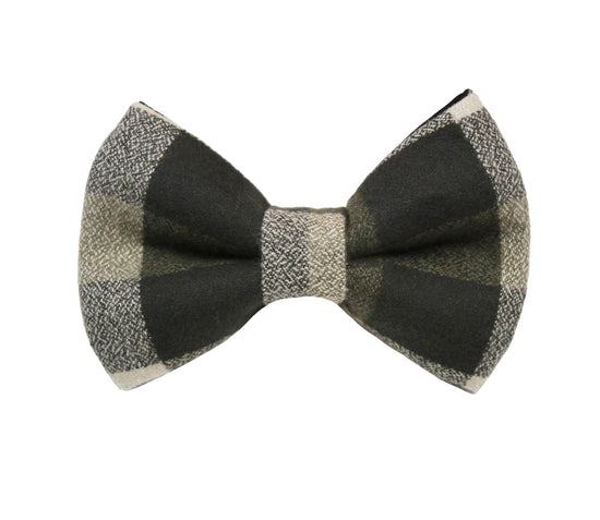 Juniper Flannel Bow Tie