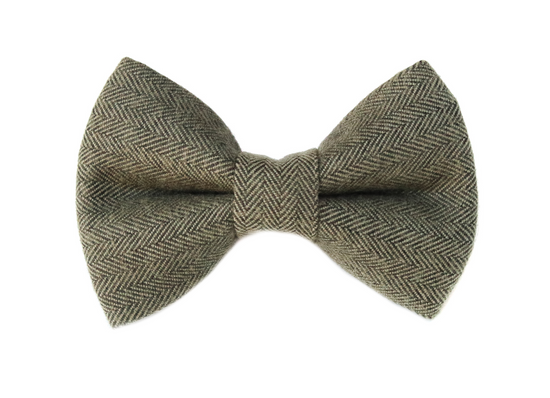 Pine Flannel Bow Tie